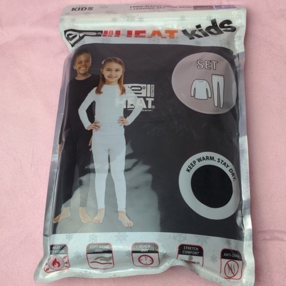 32 Degrees Heat Kids Long Sleeve Crew Neck Tee and Leggings Set in Black Large - Picture 1 of 7